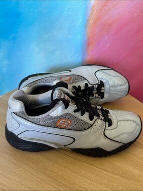 SKECHERS SPORT all-terrain athletic sneakers for walking and light hiking. Sz6.5